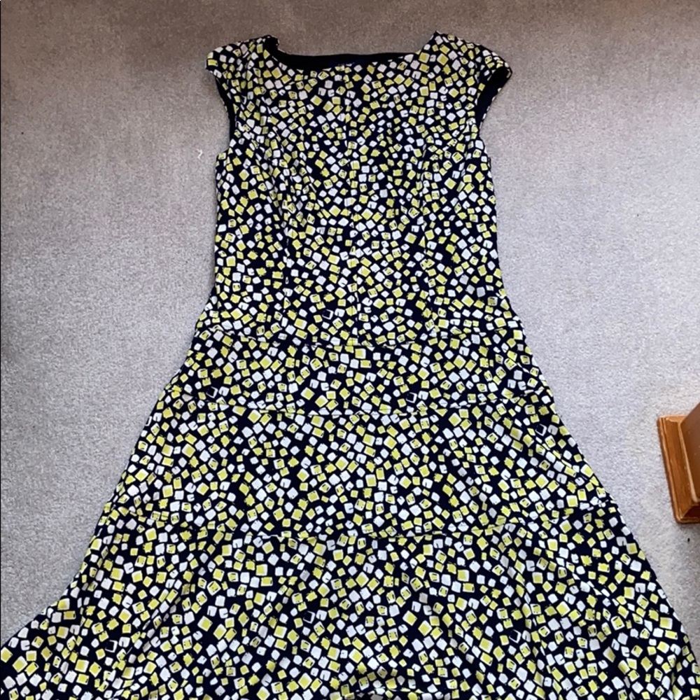 Business casual dress for women